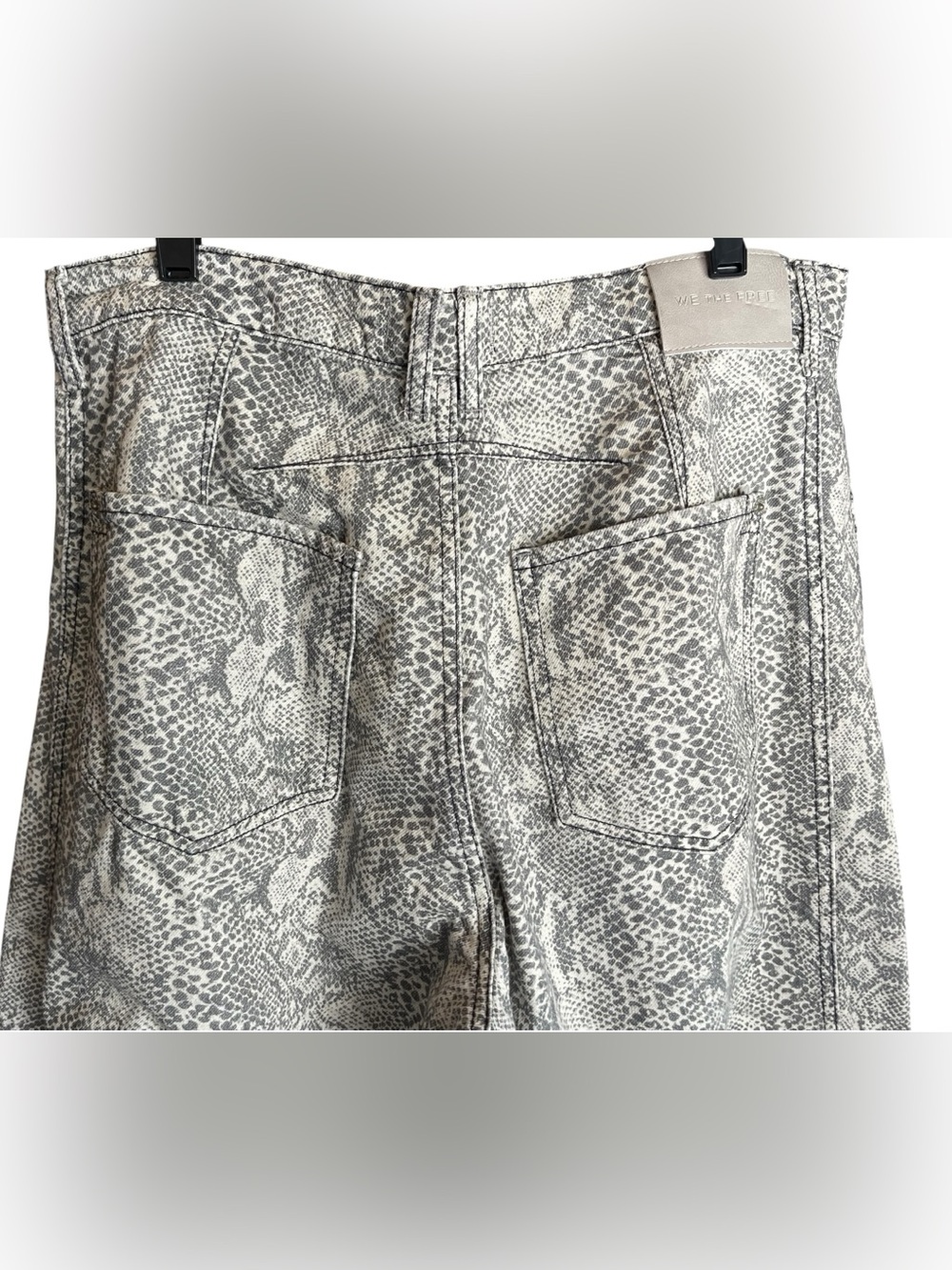 Free People We The Free Good Luck Printed Barrel Pants - Picture 4 of 8